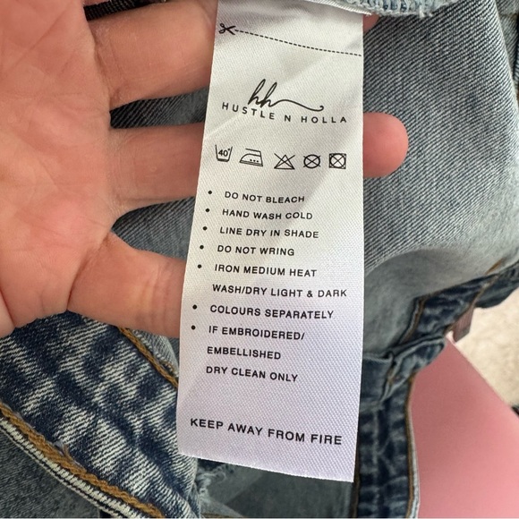 Hustle N Holla NWT Denim Flare Shorts - Picture 6 of 6